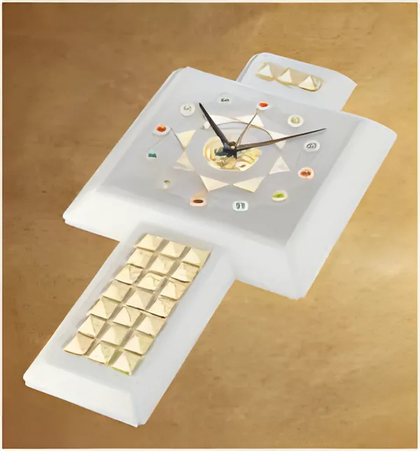 Fortune Clock Gold