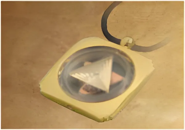 Yantron Locket